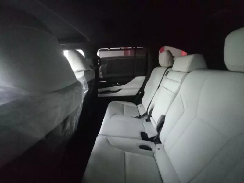 Lexus LX 600   - 2026