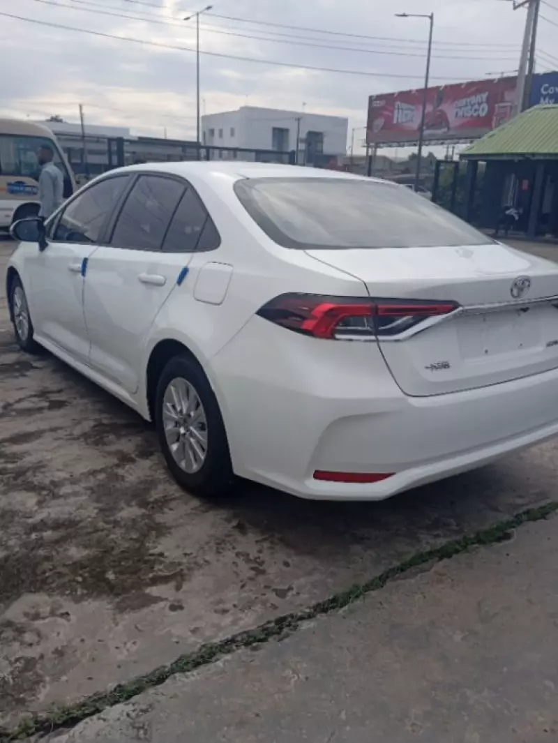 Toyota Corolla   - 2021