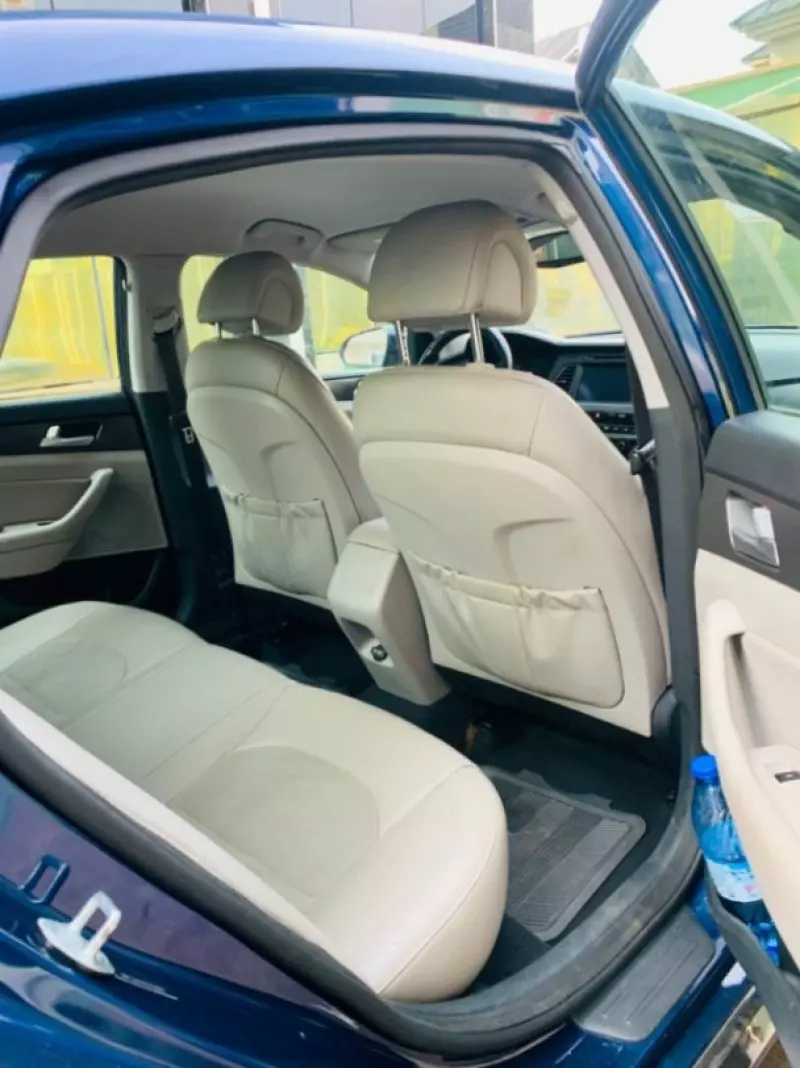 Hyundai Sonata   - 2015