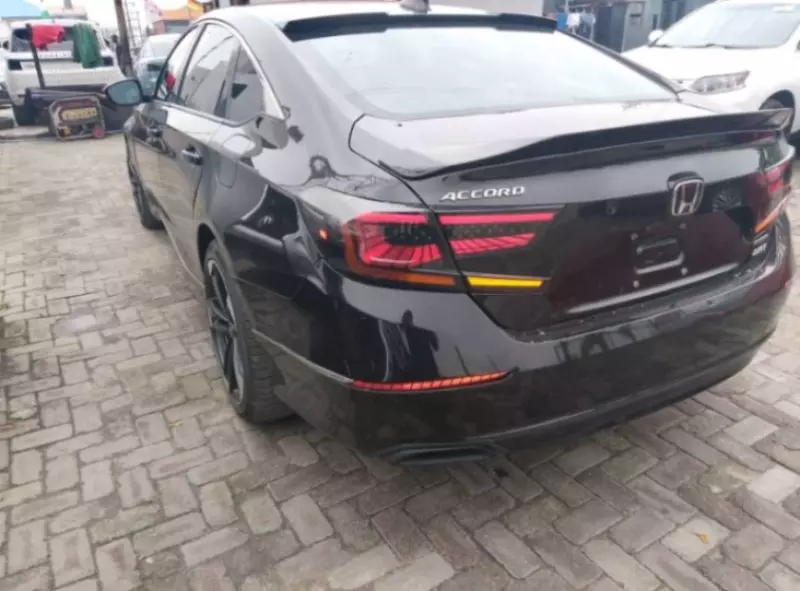 Honda Accord   - 2019