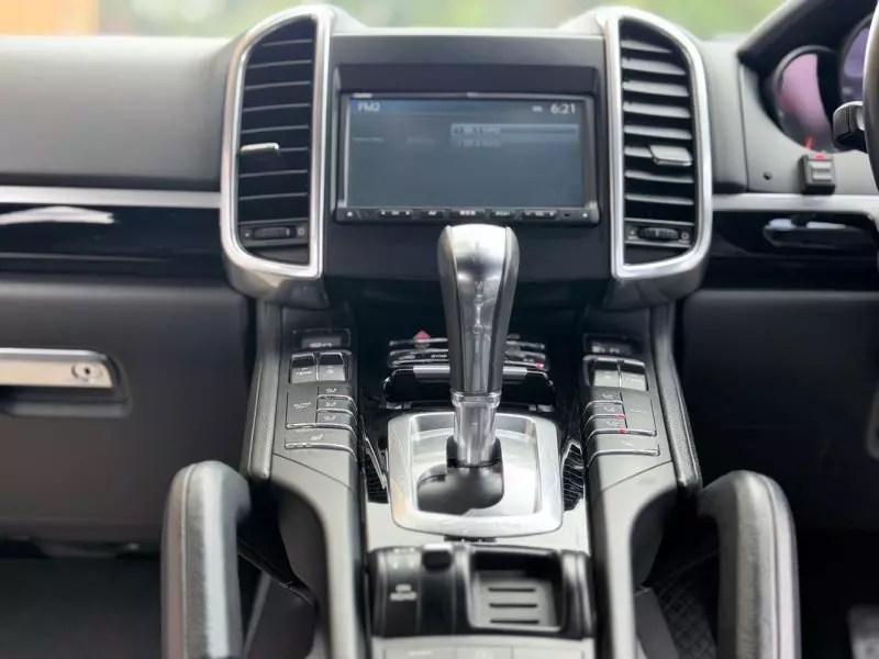PORSCHE Cayenne - 2016