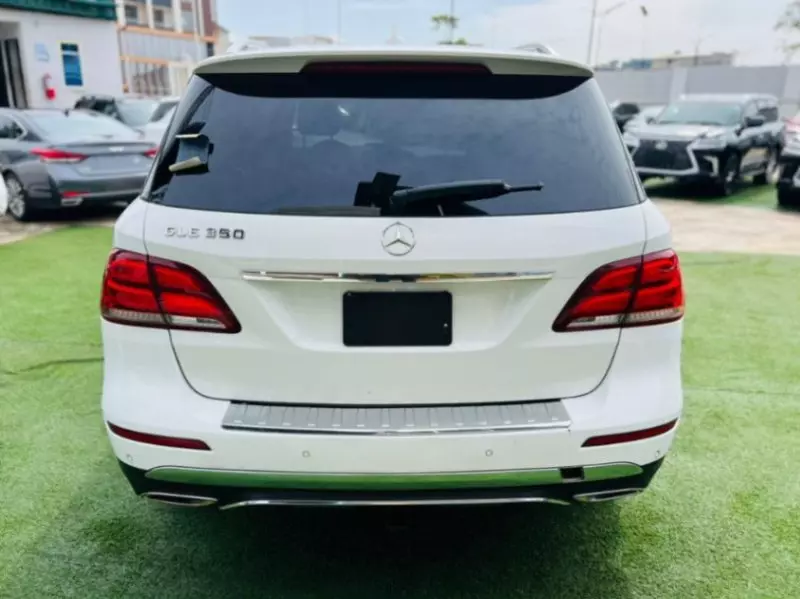 Mercedes-Benz GLE 350   - 2016