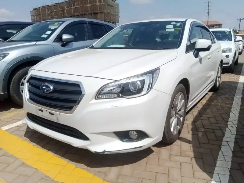 Subaru Legacy B4   - 2017