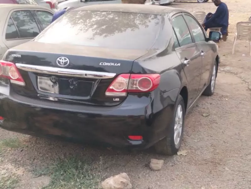 Toyota Corolla   - 2010