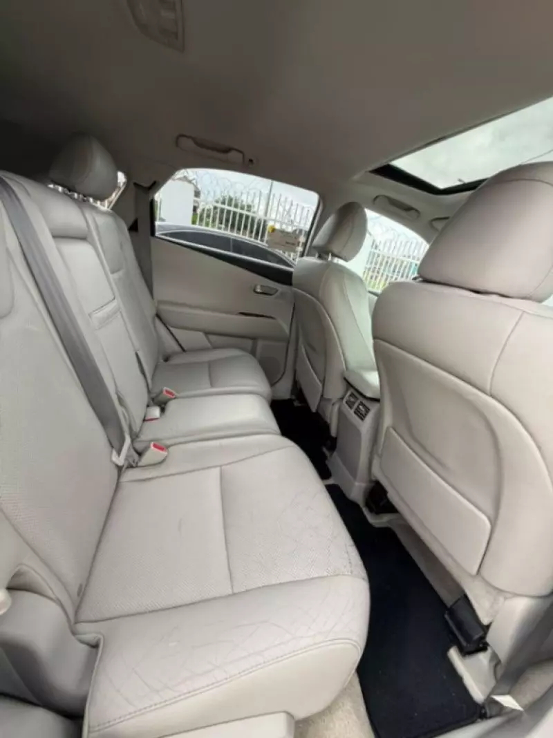 Lexus RX 350   - 2010