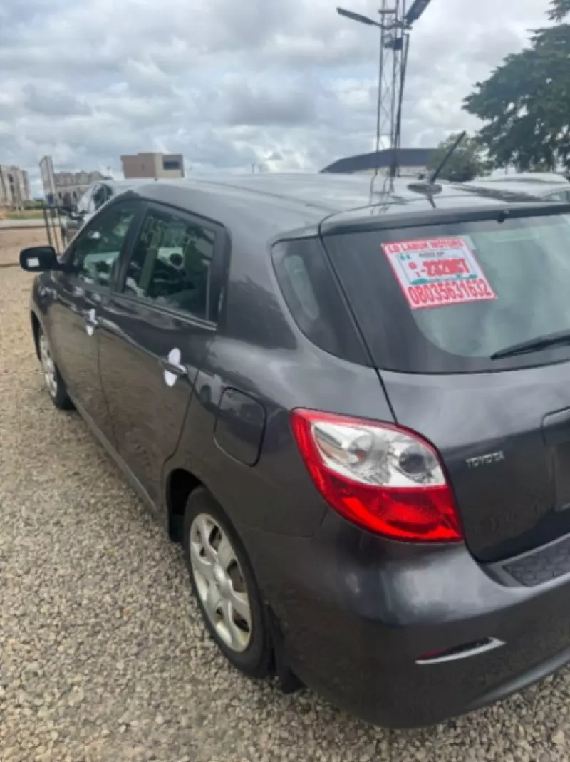 TOYOTA Corolla Matrix   - 2010