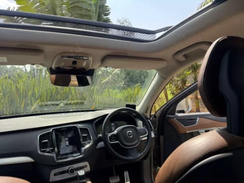 Volvo XC90   - 2017