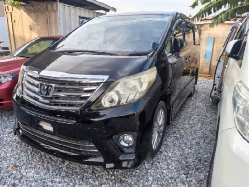 TOYOTA Alphard   - 2013