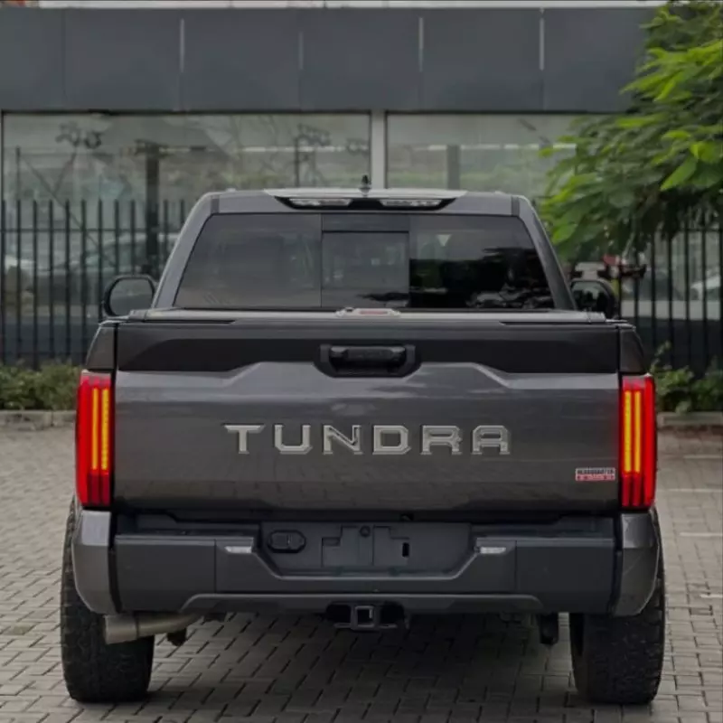 Toyota Tundra   - 2024