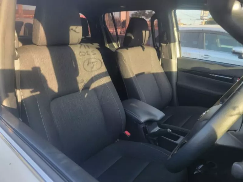 Toyota Hilux   - 2018