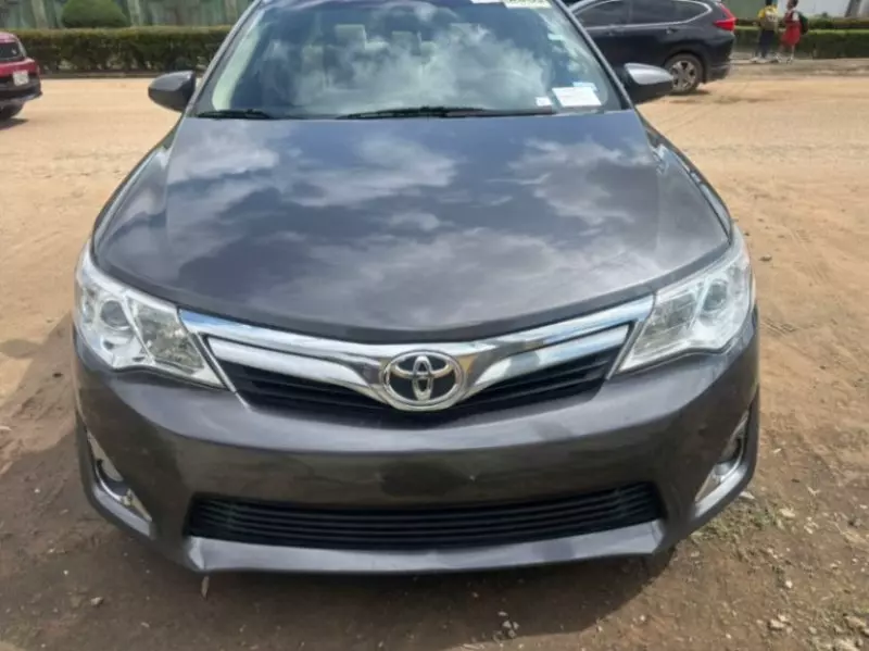 TOYOTA Camry   - 2012