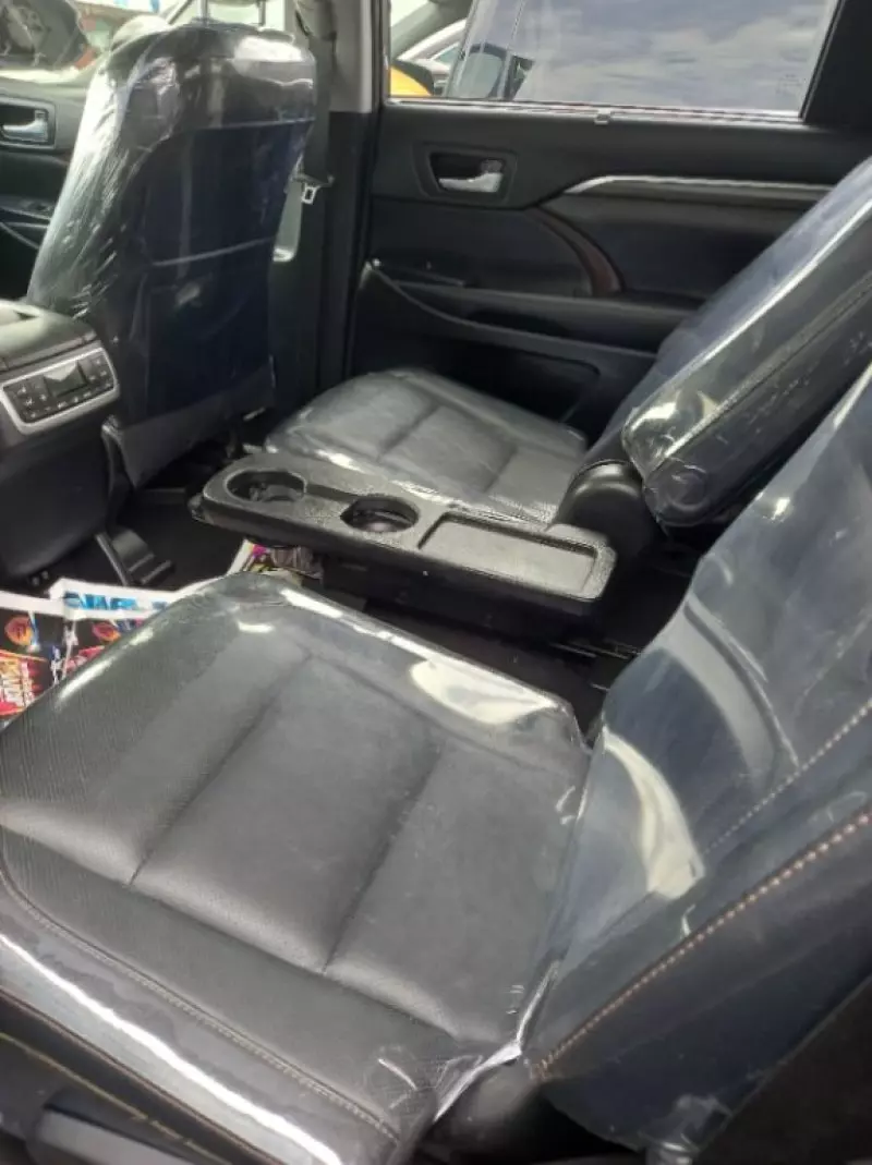 Toyota Highlander   - 2018