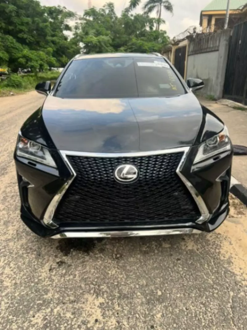 Toyota Corolla   - 2005
