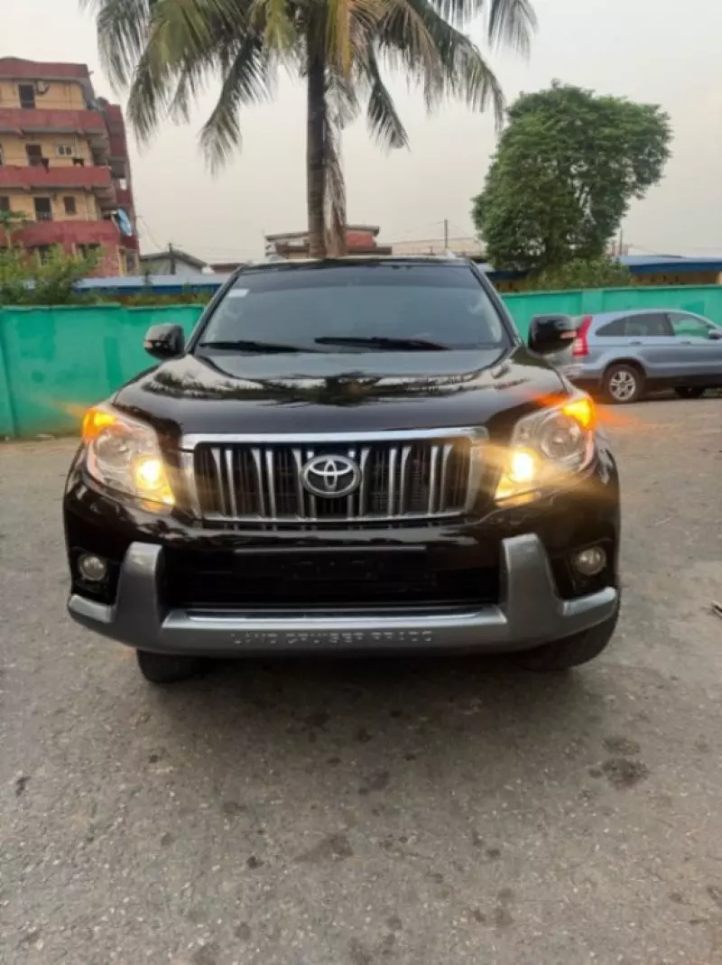 Toyota Landcruiser Prado   - 2010