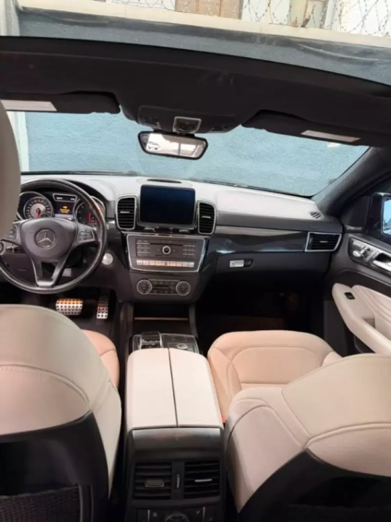 Mercedes-Benz GLE-Class   - 2018