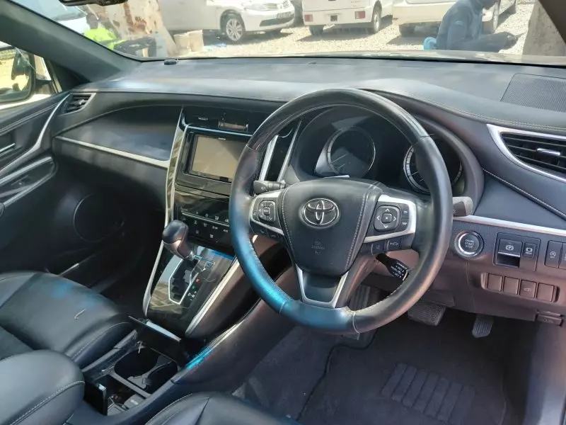 TOYOTA Harrier - 2018
