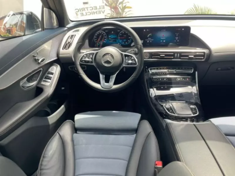 Mercedes-Benz EQC400   - 2021