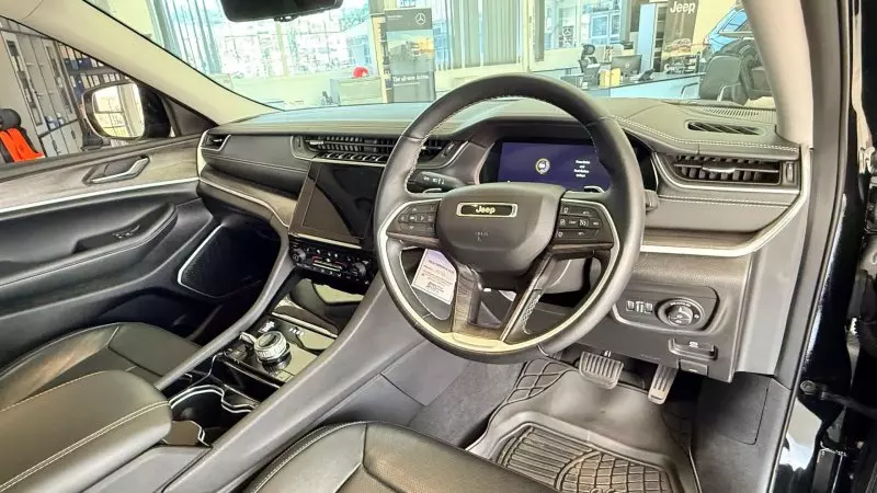 JEEP Grand Cherokee   - 2022
