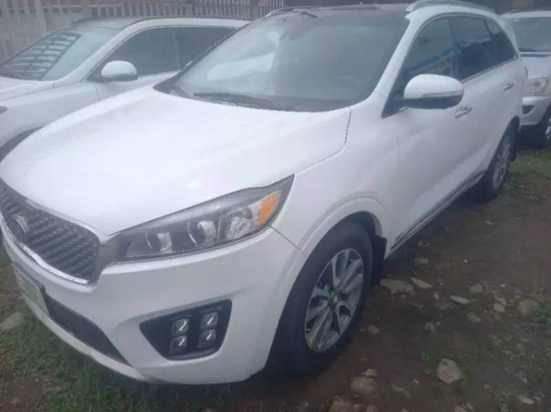 KIA Sorento   - 2017