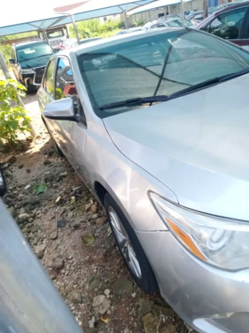 TOYOTA Camry   - 2015