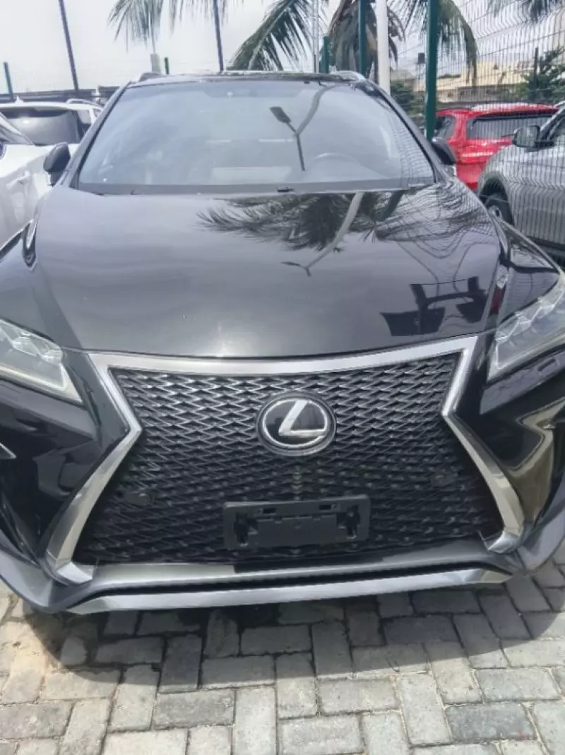 Lexus RX   - 2017