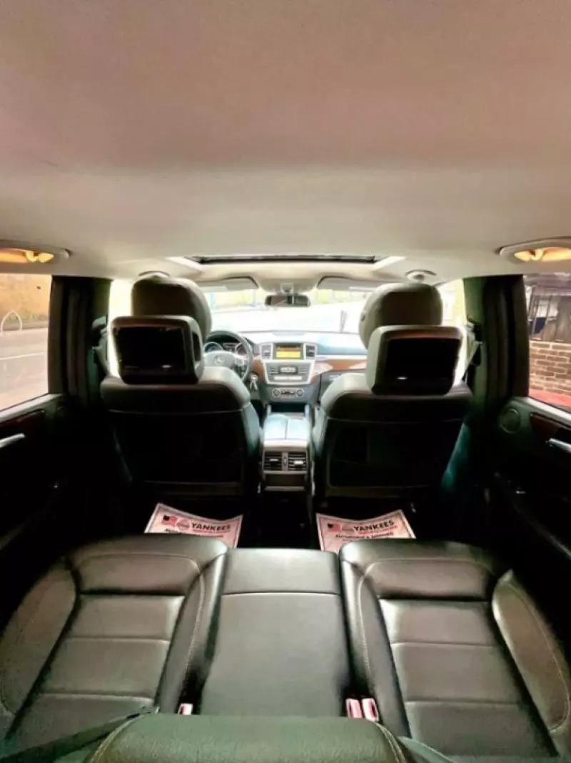 Mercedes-Benz ML-Class   - 2012