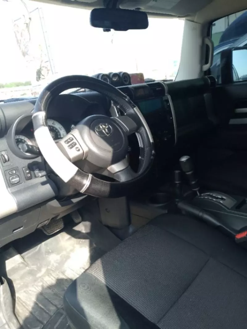 Toyota FJ Cruiser   - 2012