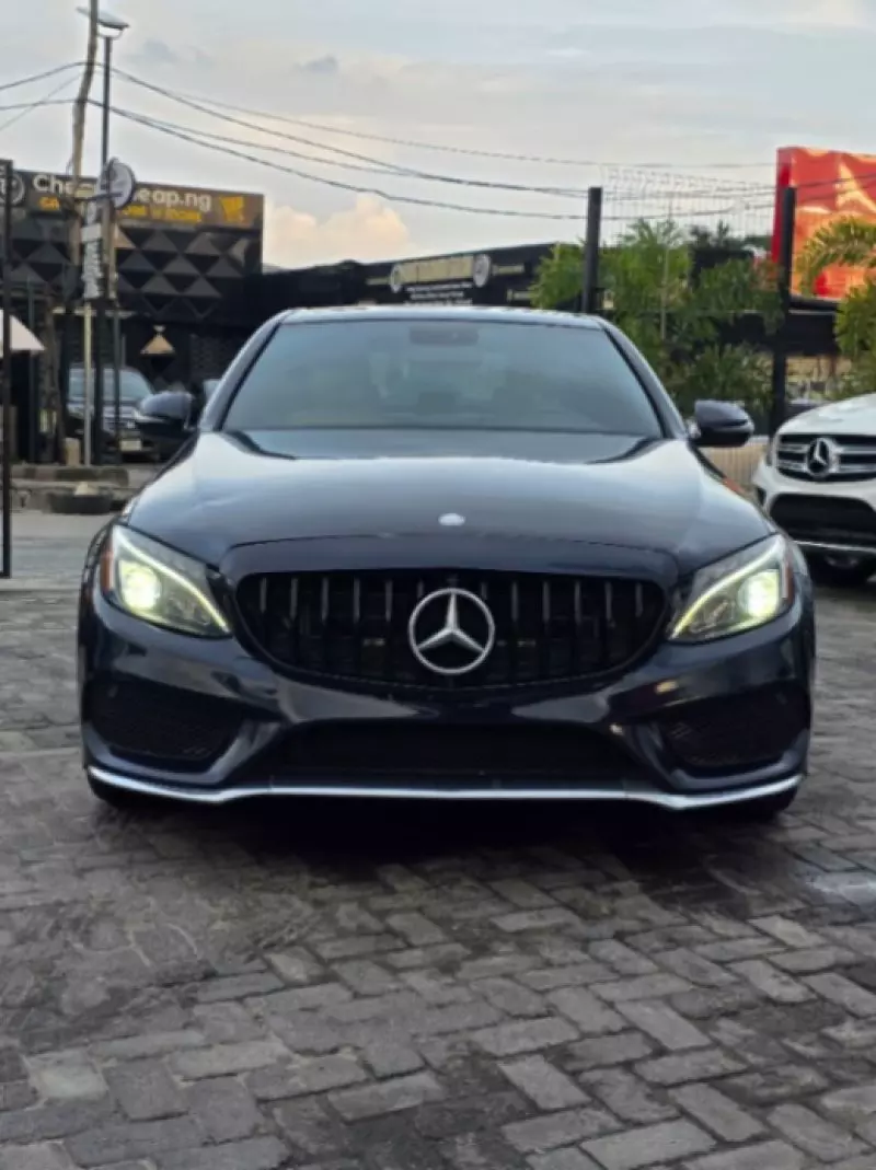 Mercedes-Benz C-Class   - 2017