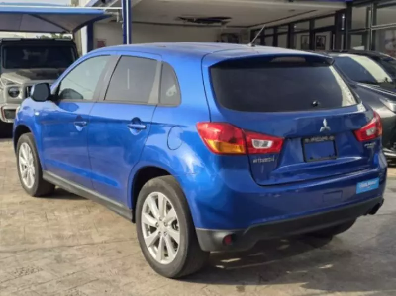 Mitsubishi Outlander Sport   - 2016