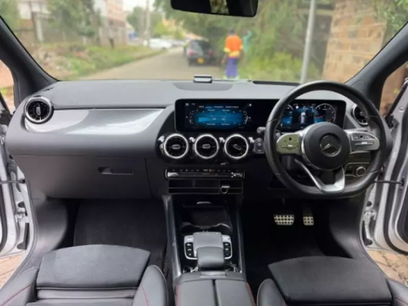 Mercedes-Benz B 180   - 2019