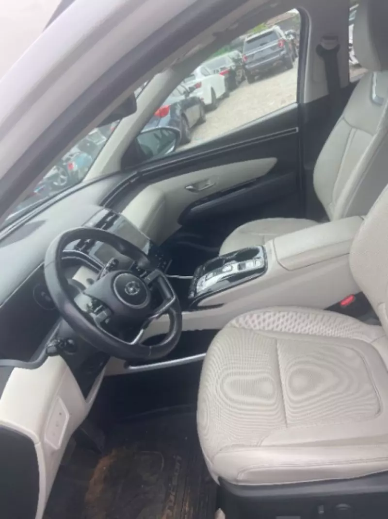 Hyundai TUCSON   - 2022