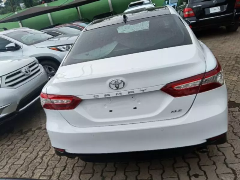 TOYOTA Camry   - 2018