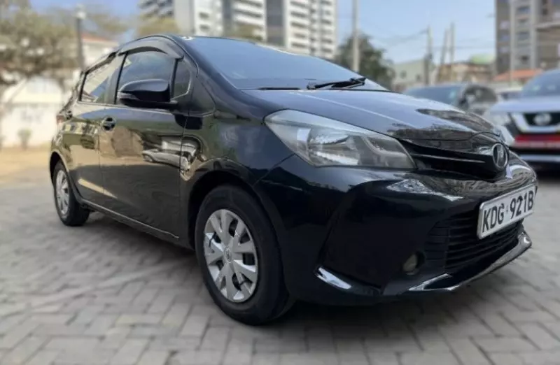 TOYOTA Vitz   - 2014