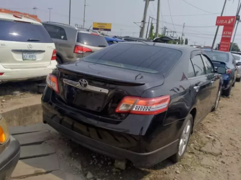 Toyota Corolla   - 2005