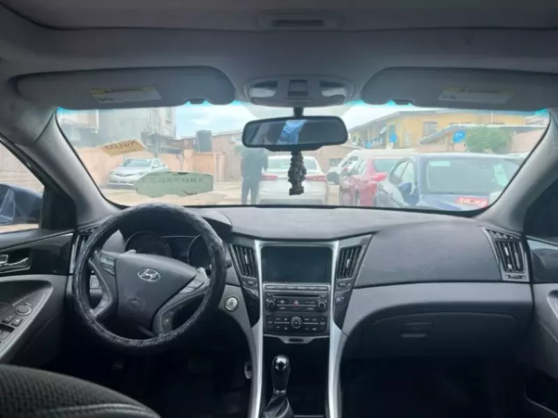 Hyundai Sonata   - 2014