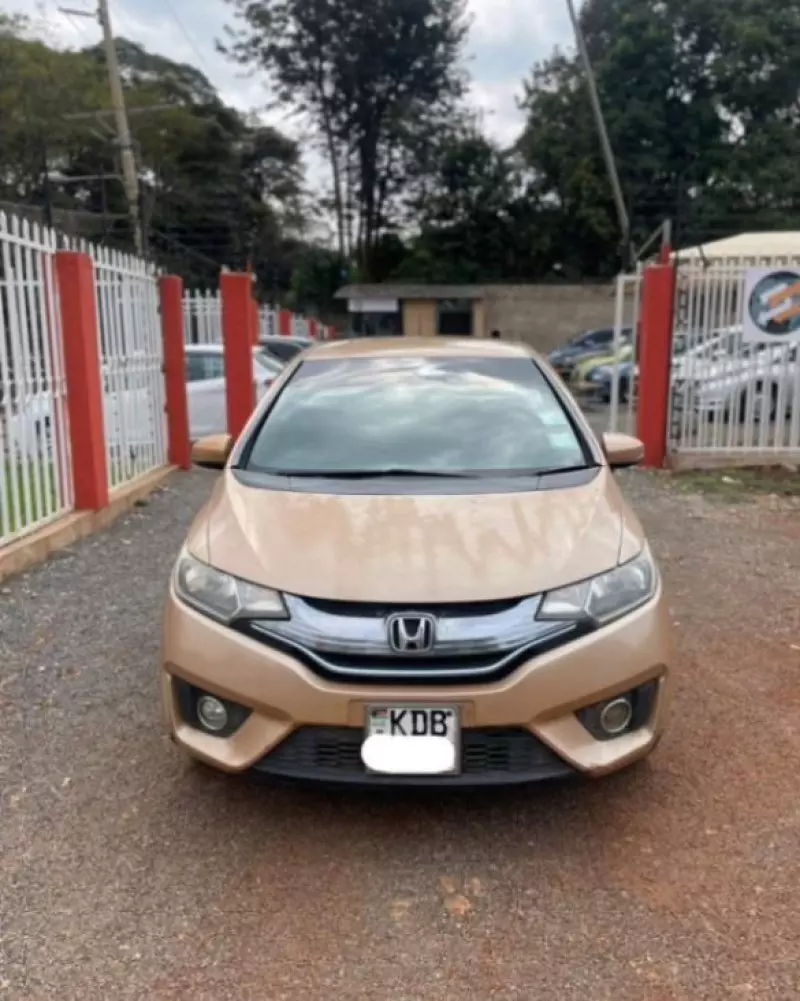 Honda Fit   - 2013