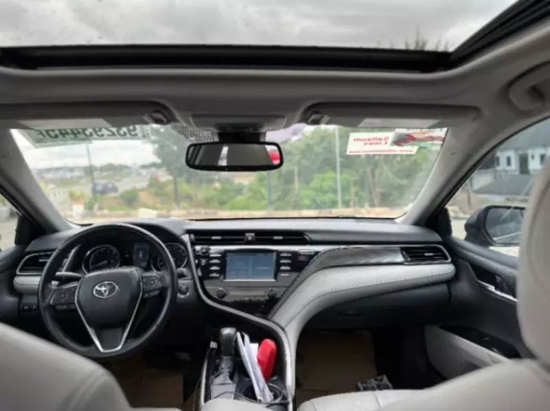 TOYOTA Camry   - 2019
