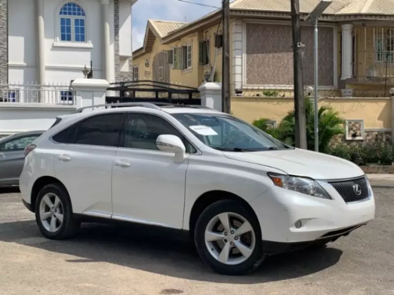 Lexus RX   - 2010
