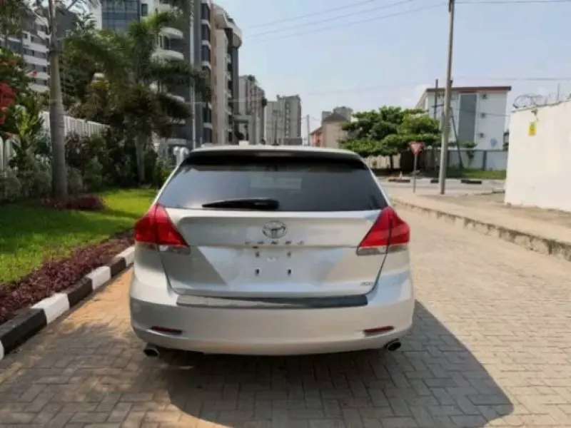Toyota Venza   - 2013