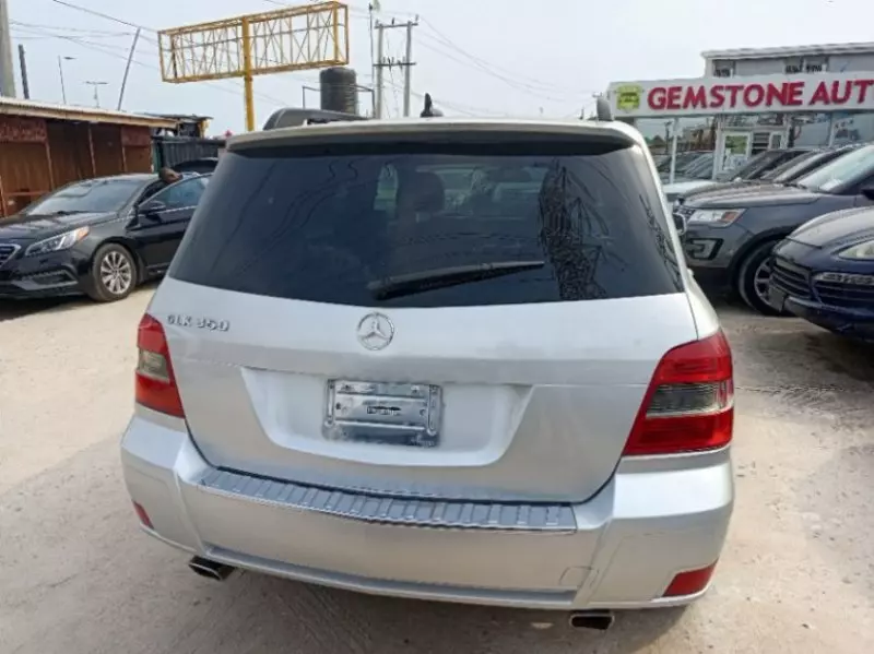 Mercedes-Benz GLK 350   - 2012