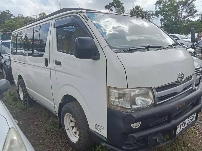 Toyota Hiace   - 2012