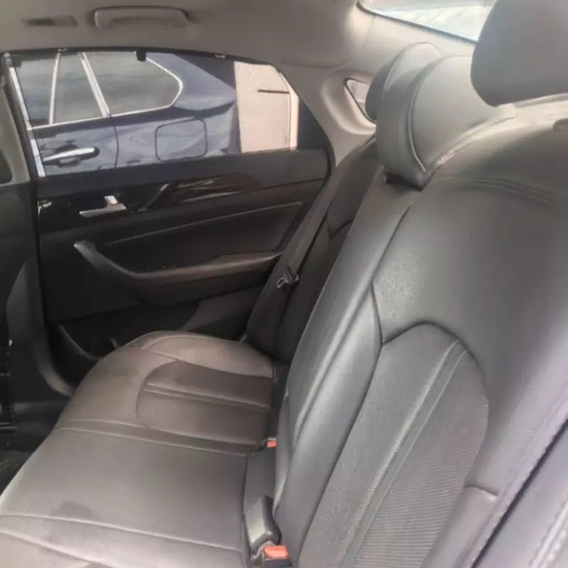 Hyundai Sonata   - 2016