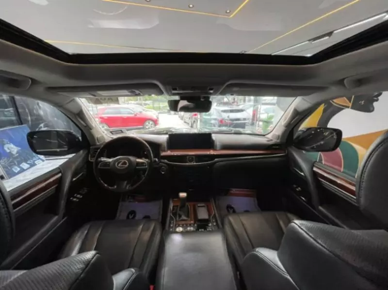 Lexus LX   - 2017