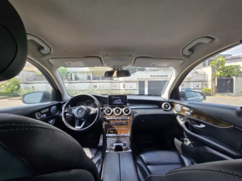Mercedes-Benz GLC 300   - 2016