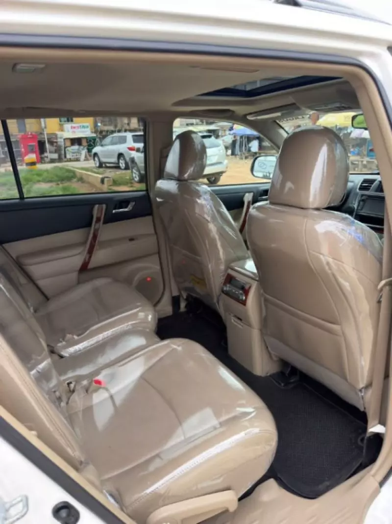 TOYOTA Highlander   - 2013