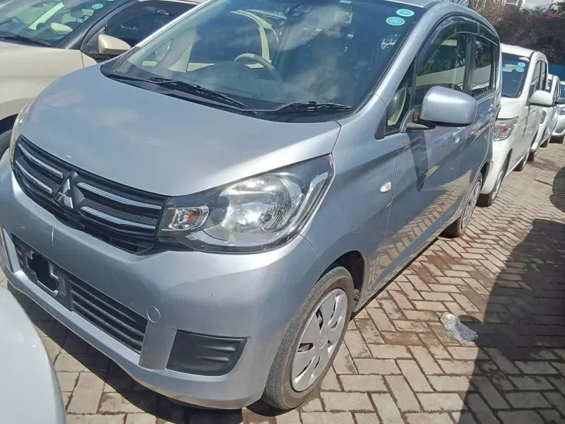 Mitsubishi wagon    - 2018