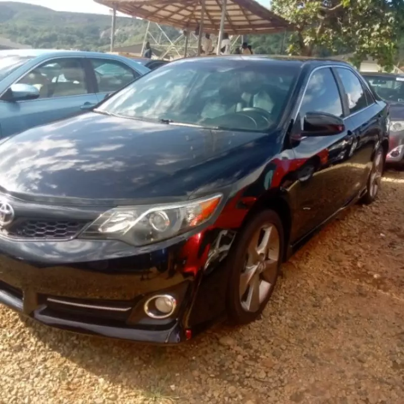 TOYOTA Camry   - 2012