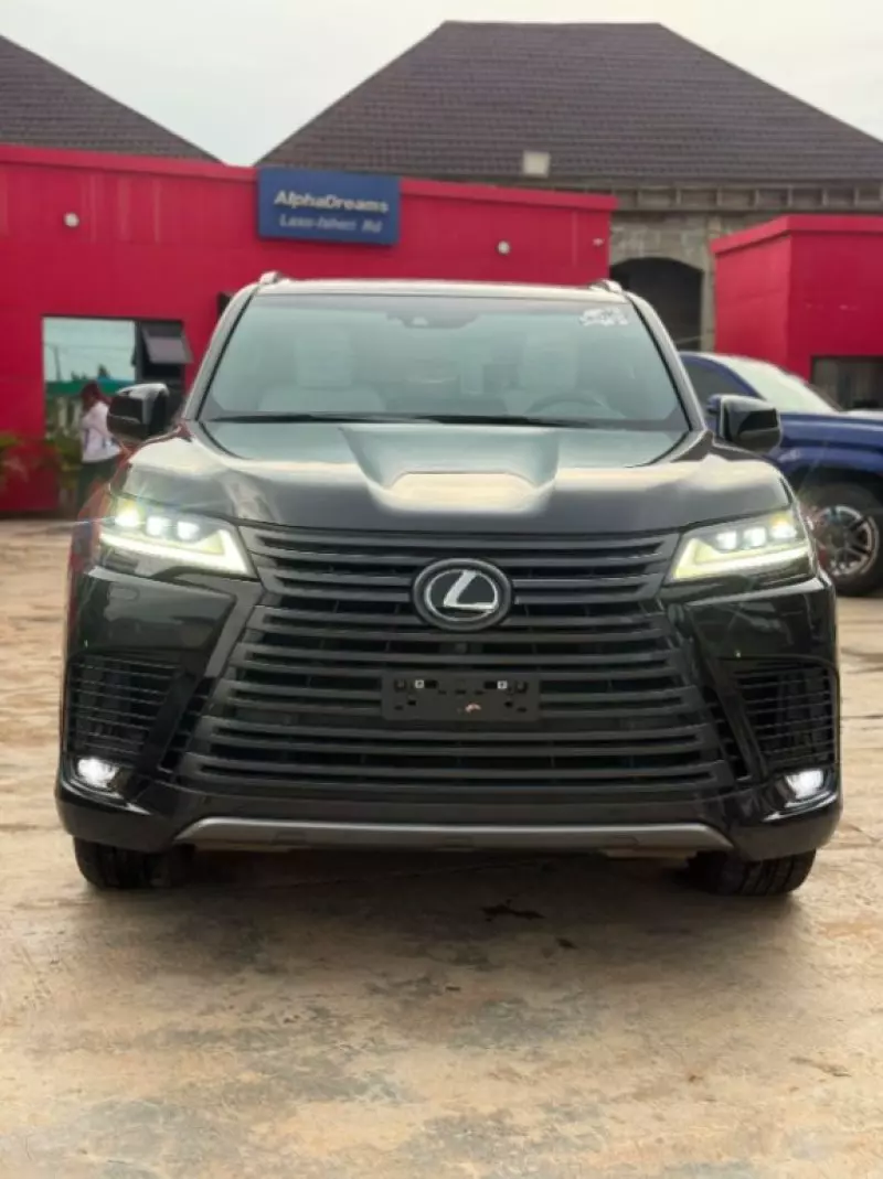 Lexus LX 600   - 2022