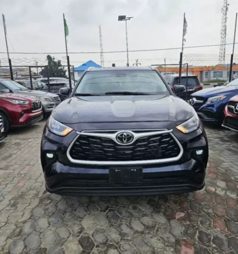 TOYOTA Highlander   - 2024