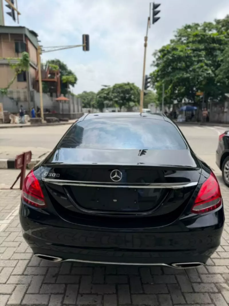 Mercedes-Benz C-Class   - 2017